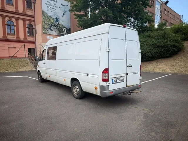 Mercedes-Benz Sprinter 2005 photo 3