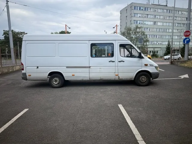 Mercedes-Benz Sprinter 2005 photo 5