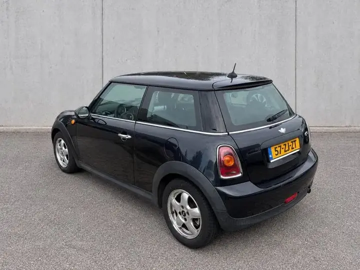Mini One 2008 photo 3