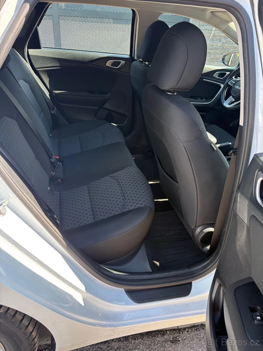 Kia Ceed 2024 photo 4