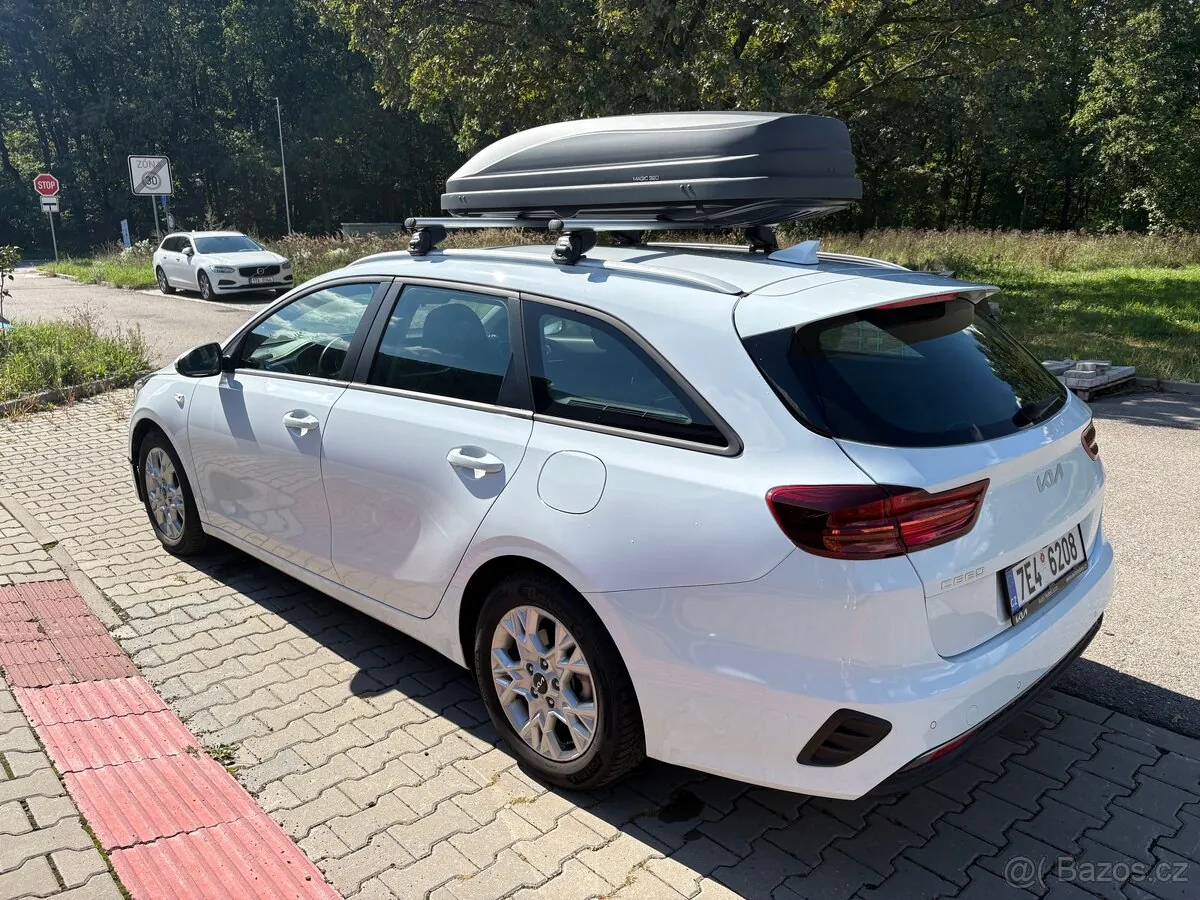 Kia Ceed 2024 photo 3