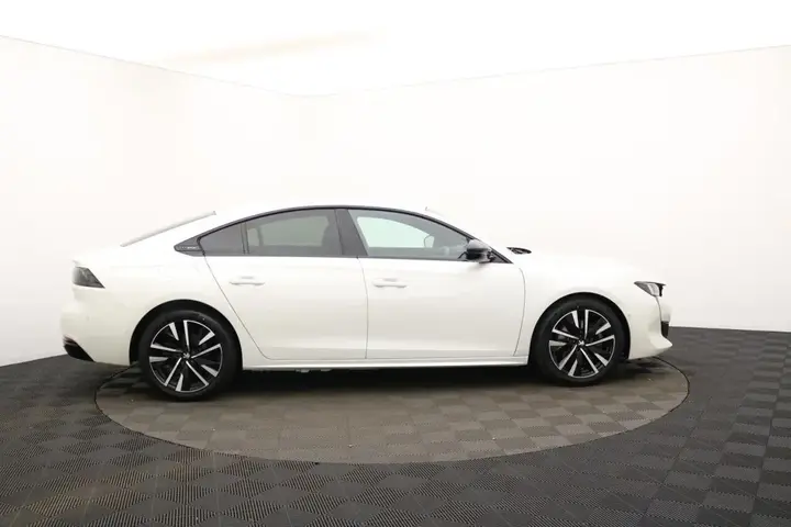 Peugeot 508 2023 photo 2