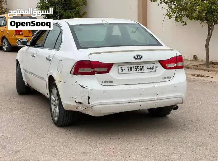 Kia Lotze 2010 photo 4