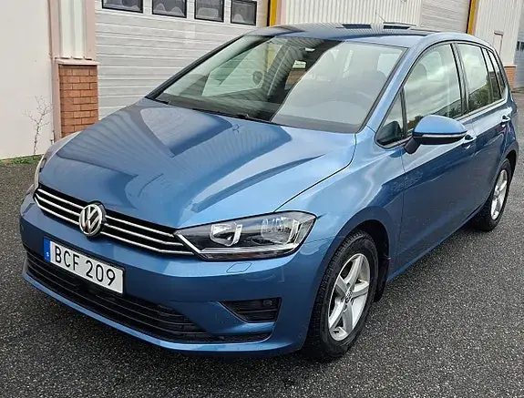 Volkswagen Golf Sportsvan 2017 photo 2