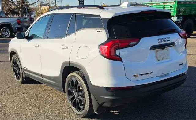 GMC Terrain 2021 photo 3