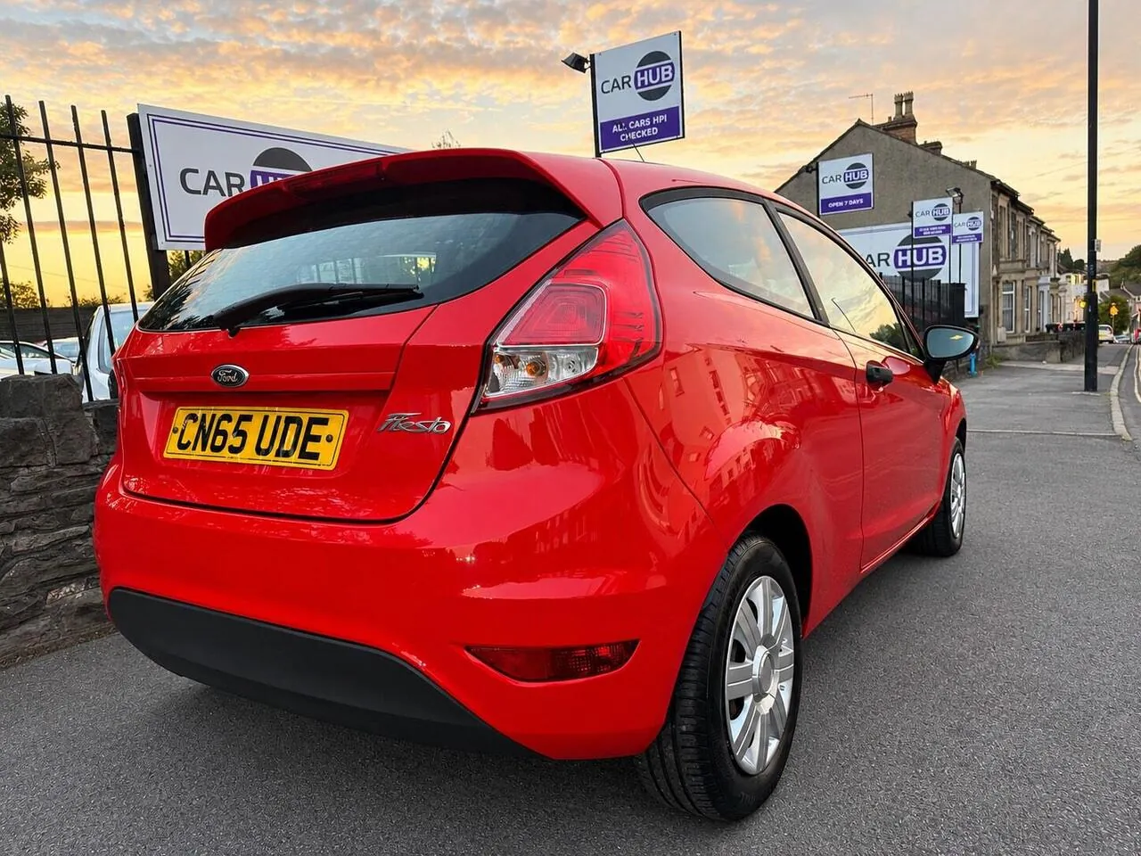Ford Fiesta 2015 photo 2