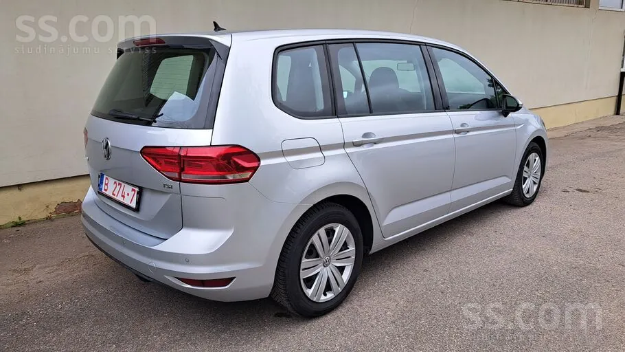 Volkswagen Touran 2016 photo 2