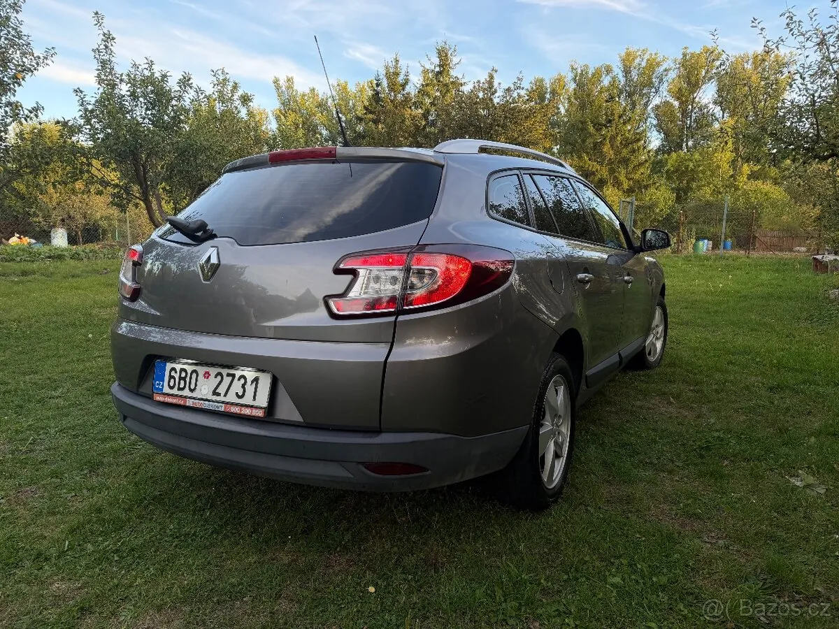 Renault Megane 2009 photo 4