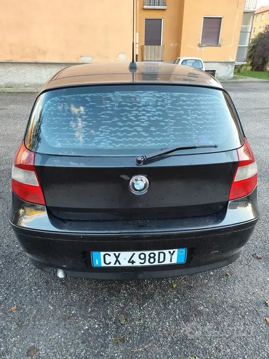 BMW 1 Series 2005 photo 2