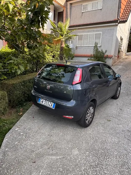 Fiat Punto 2014 photo 4
