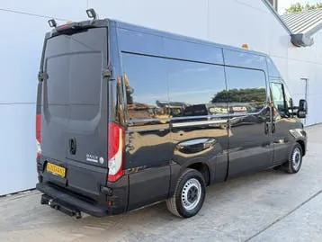 Iveco Daily 2018 photo 3