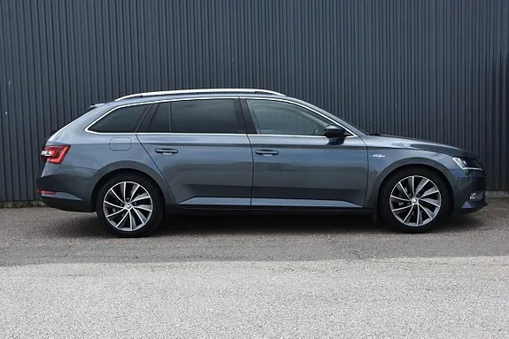 Skoda Superb 2019 photo 3