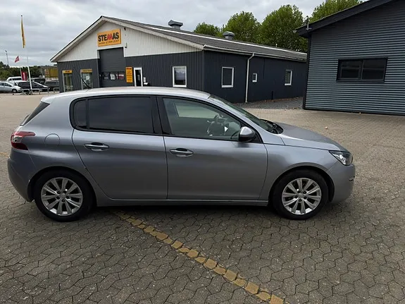 Peugeot 308 2014 photo 4