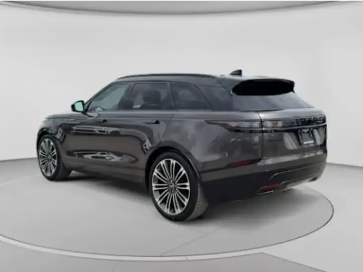 Land Rover Range Rover Velar 2026 photo 3
