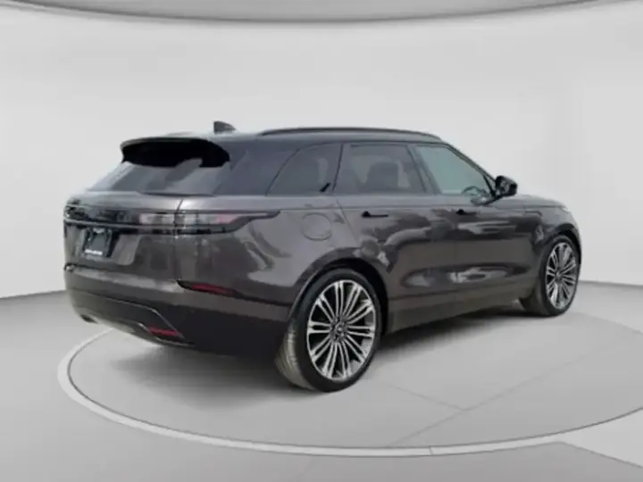 Land Rover Range Rover Velar 2026 photo 5