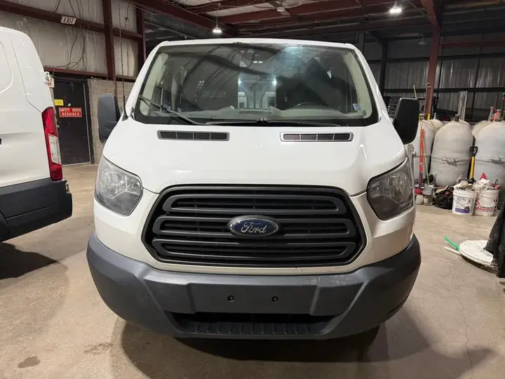 Ford Transit 2017 photo 3
