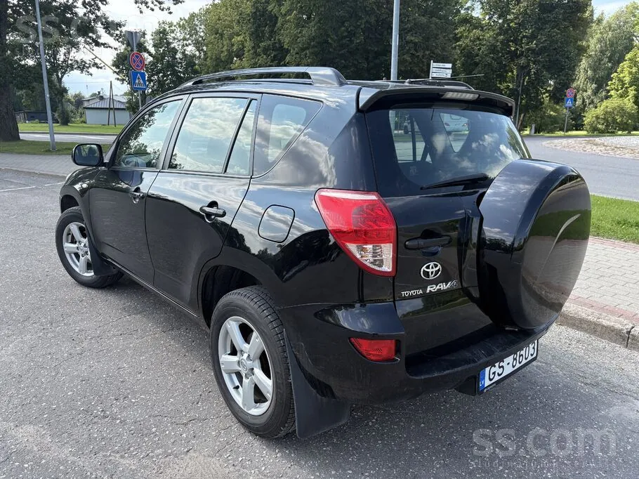 Toyota Rav4 2007 photo 2