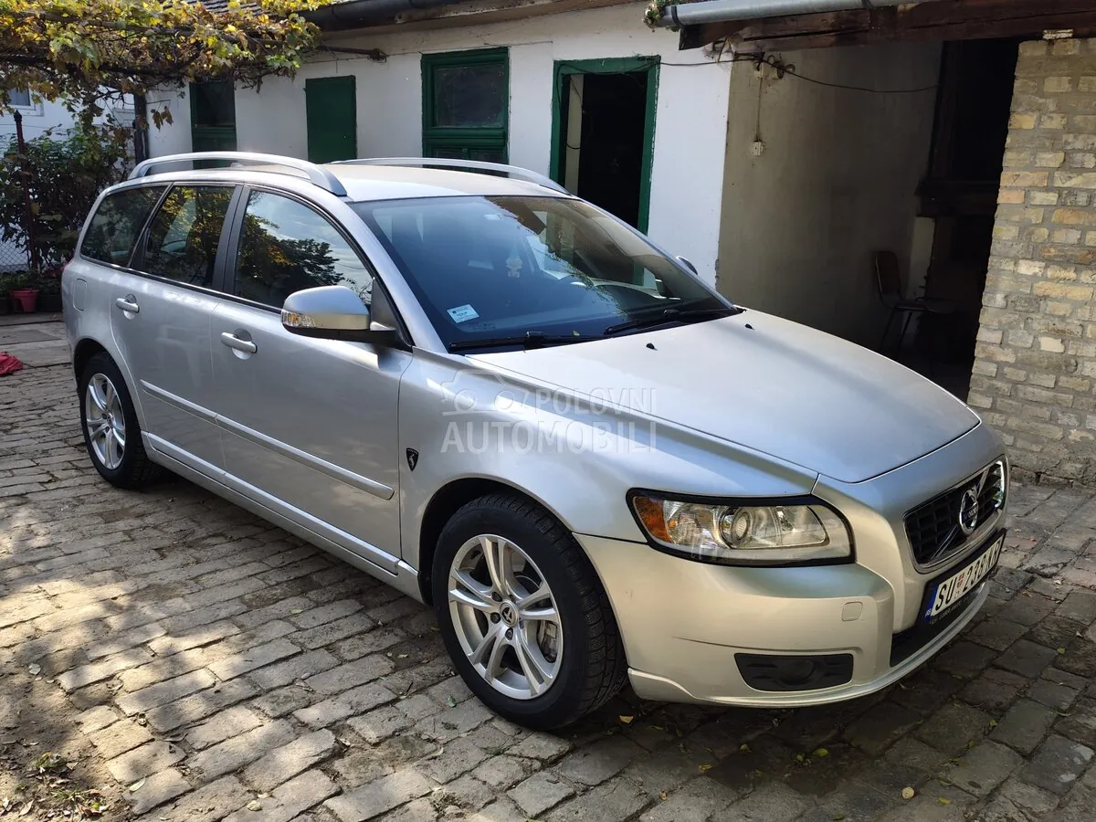 Volvo V50