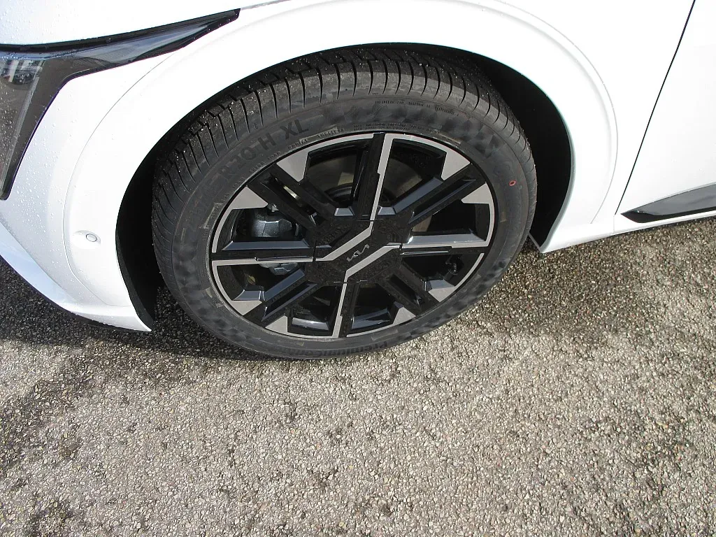 Kia Ev6 2025 photo 2