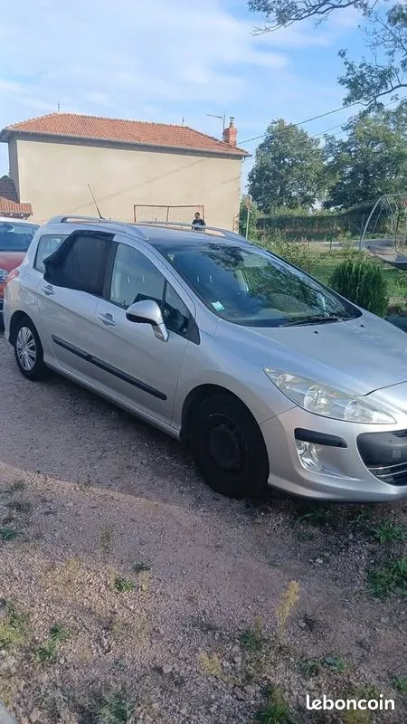 Peugeot 308 2010 photo 3