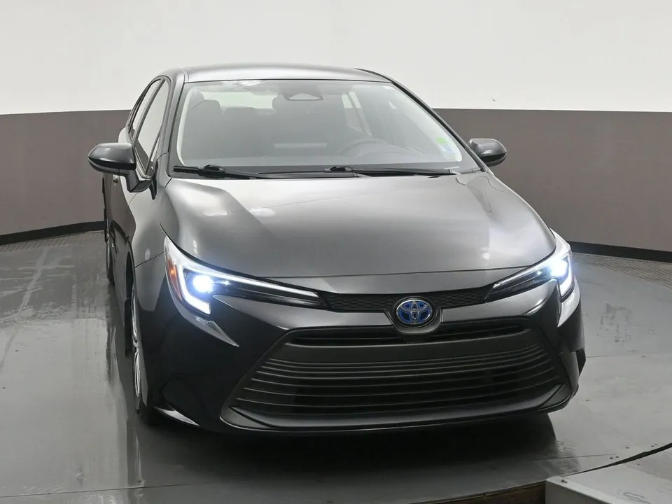 Toyota Corolla 2025 photo 2