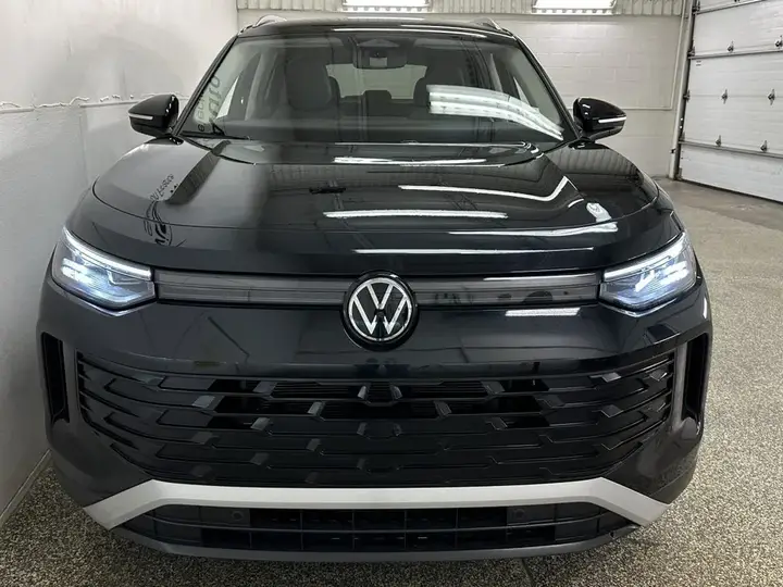 Volkswagen Tiguan 2026 photo 2