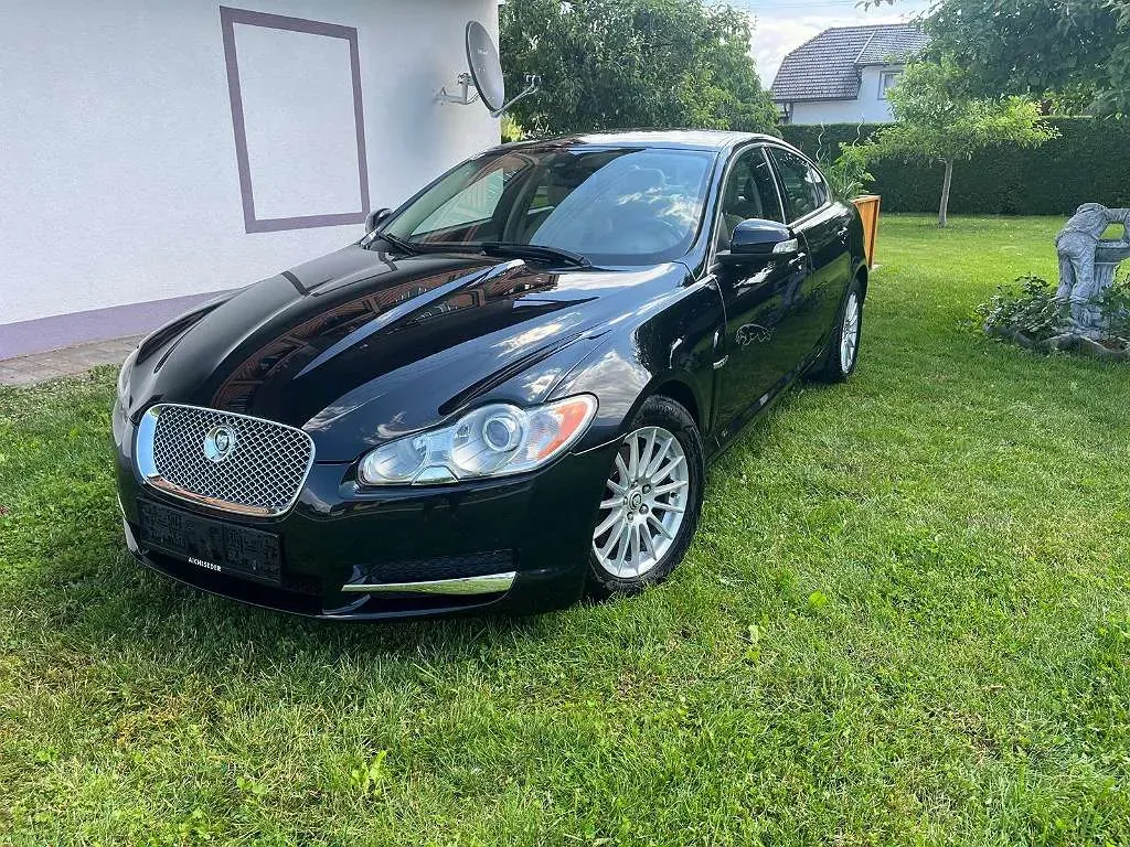Jaguar Xf 2009 photo 3