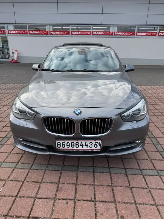 BMW 530D 2012 photo 2
