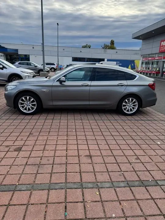 BMW 530D 2012 photo 3