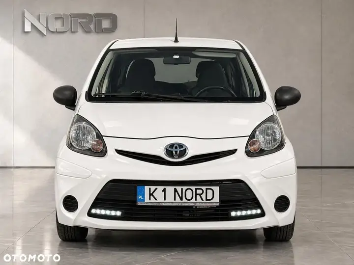 Toyota Aygo 2012 photo 3
