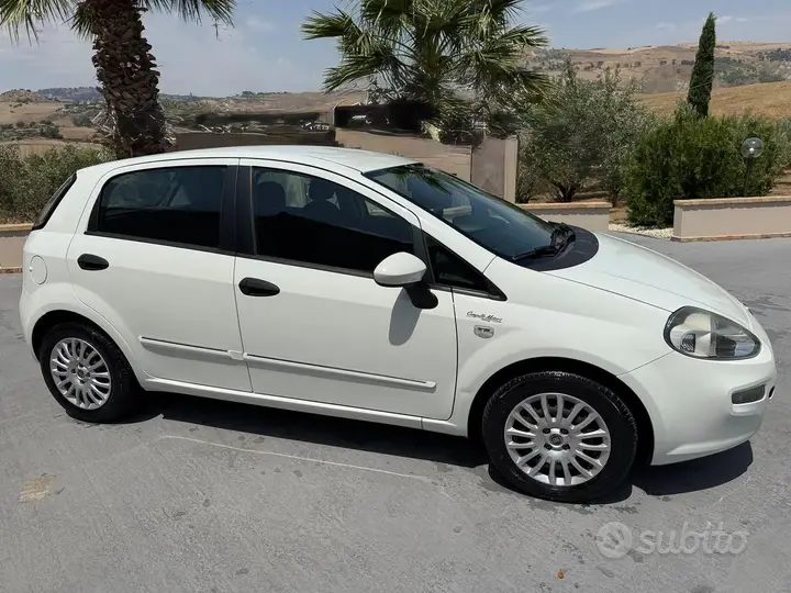 Fiat Punto 2014 photo 5
