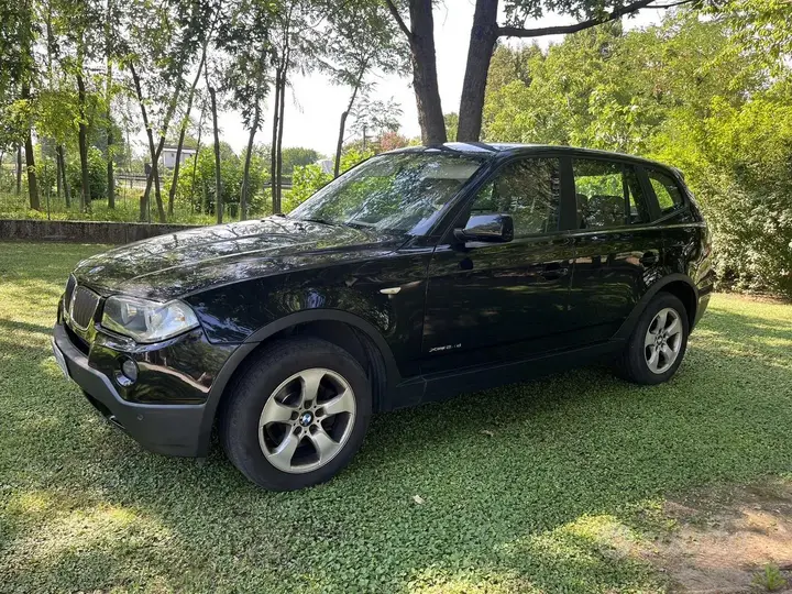 BMW X3 2009 photo 2