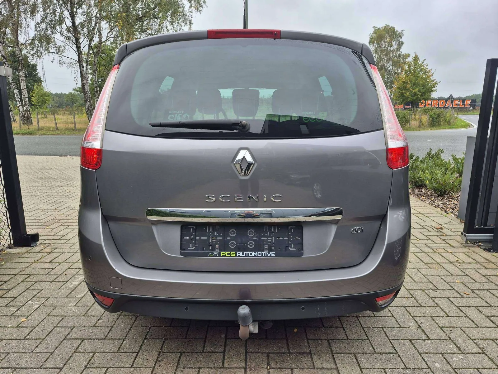Renault Scenic 2015 photo 5