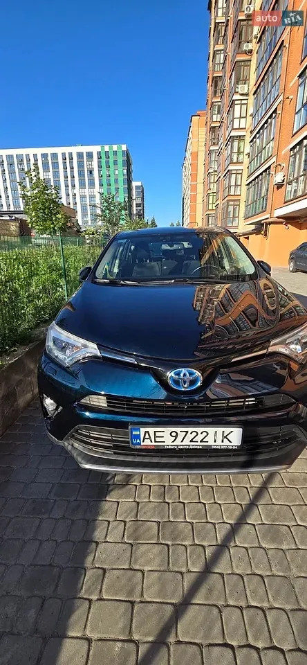 Toyota Rav4 2017 photo 2