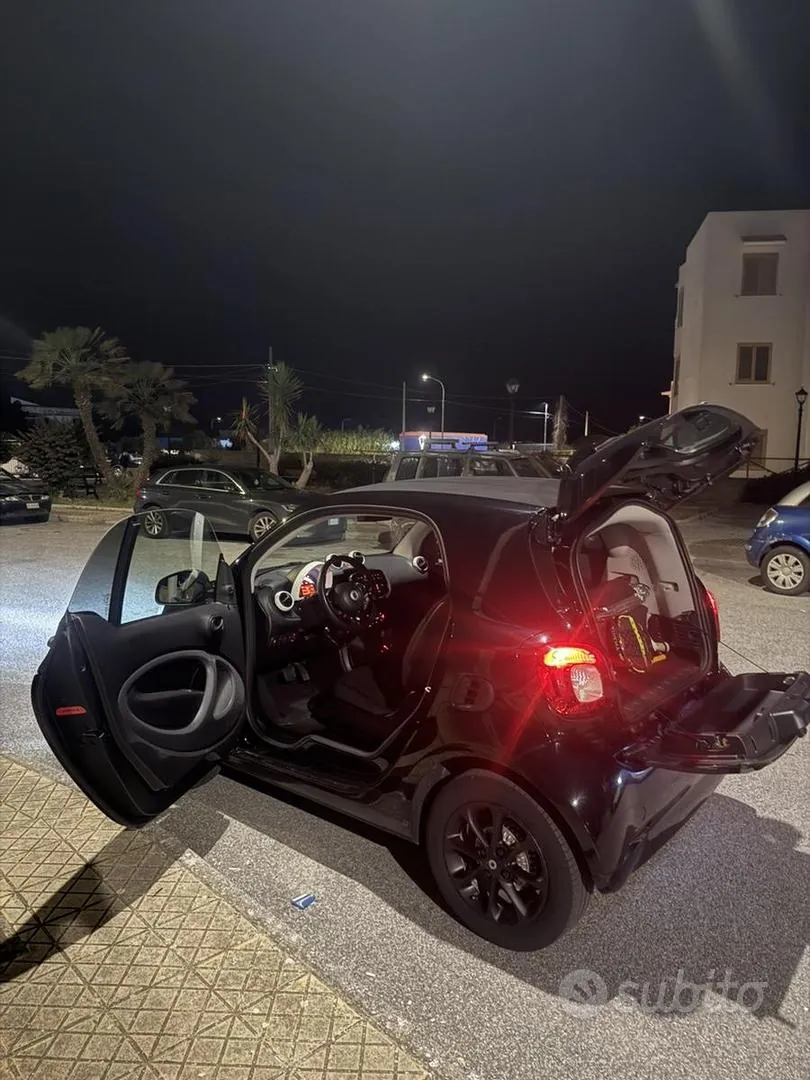 Smart Fortwo 2017 photo 5