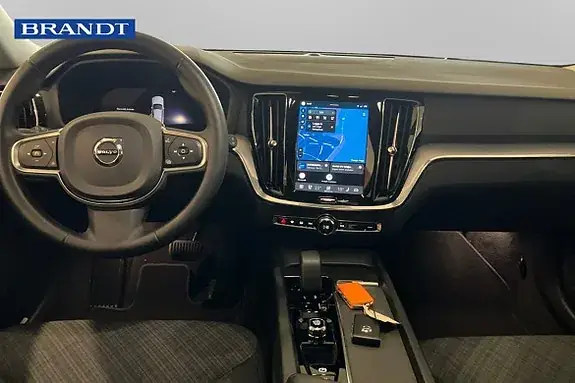 Volvo V60 2024 photo 4