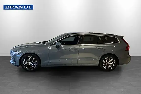 Volvo V60 2024 photo 3