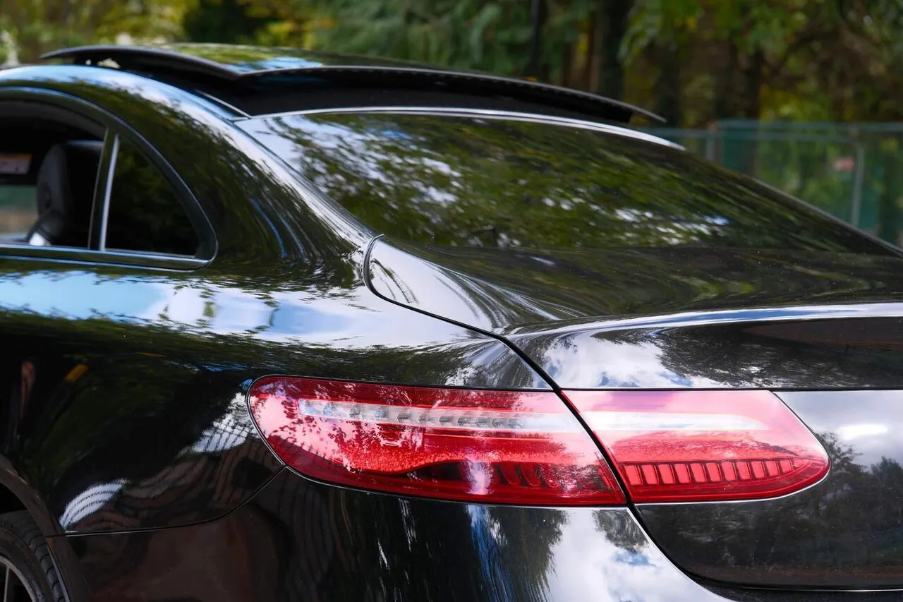 Mercedes-Benz E-Class 2019 photo 3