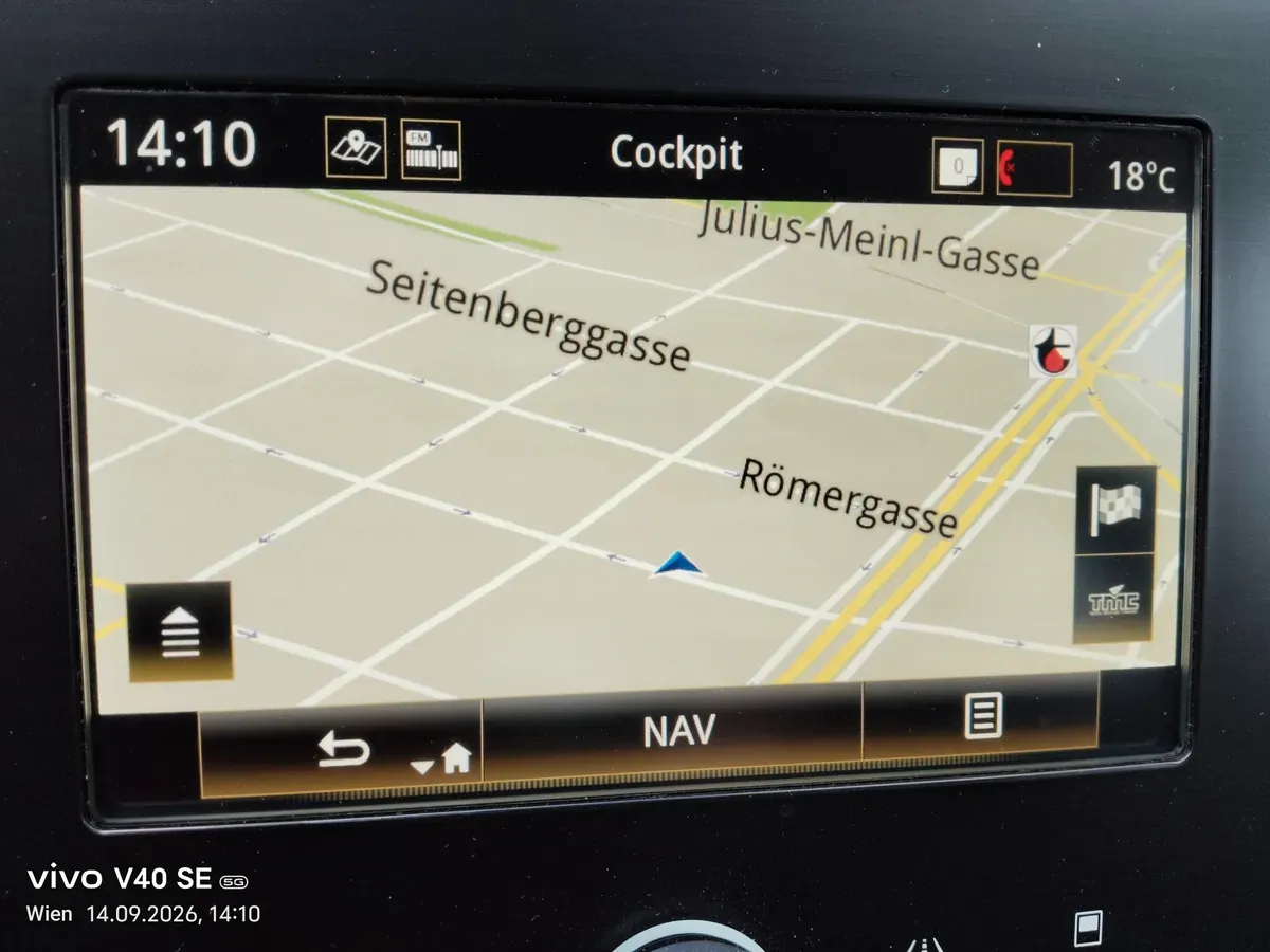 Renault Megane 2019 photo 3