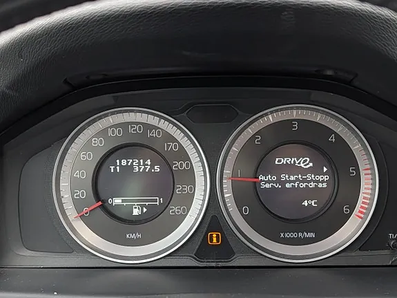 Volvo V70 2012 photo 5