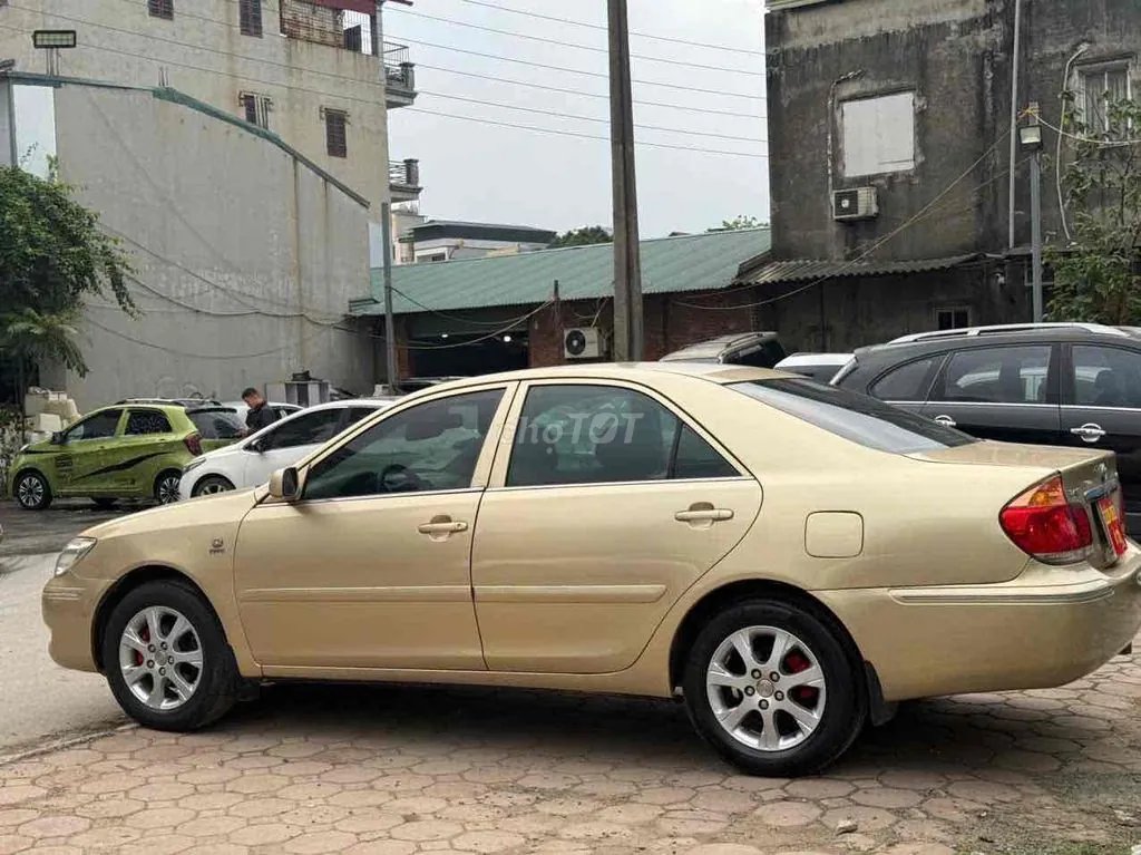 Toyota Camry 2005 photo 4