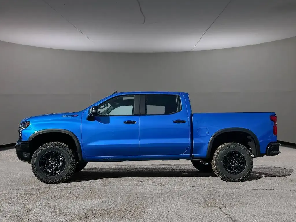 Chevrolet Silverado 1500 2026 photo 2