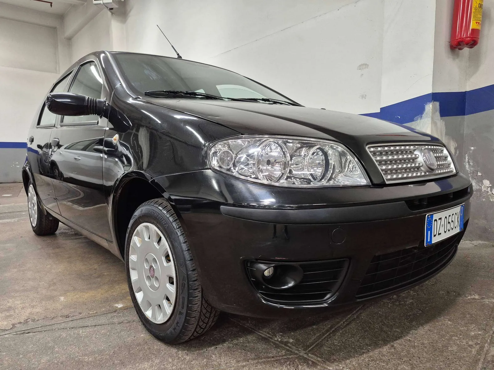 Fiat Punto 2009 photo 4