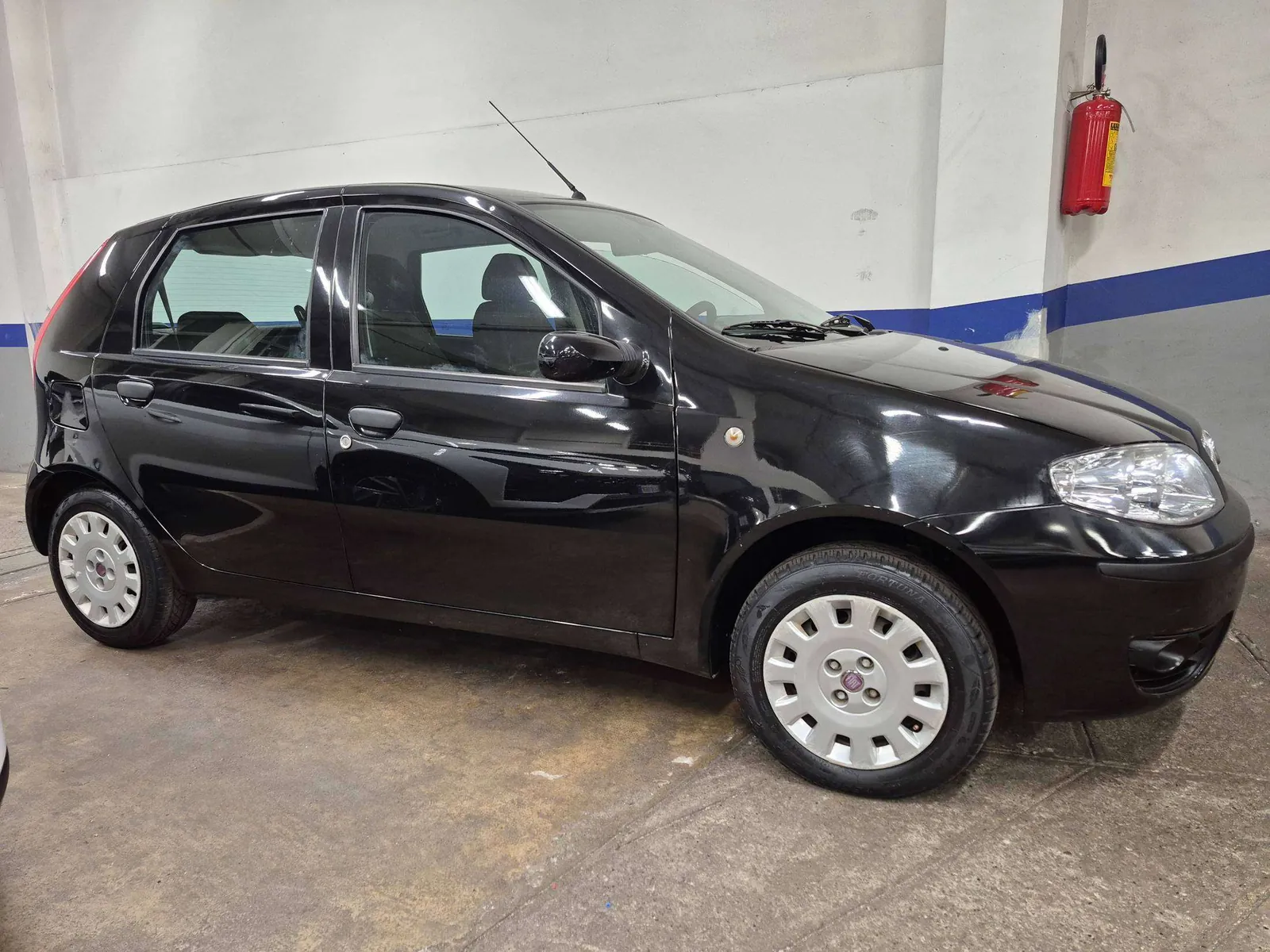 Fiat Punto 2009 photo 5