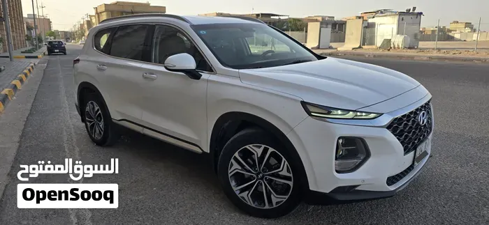Hyundai Santa Fe 2019 photo 3
