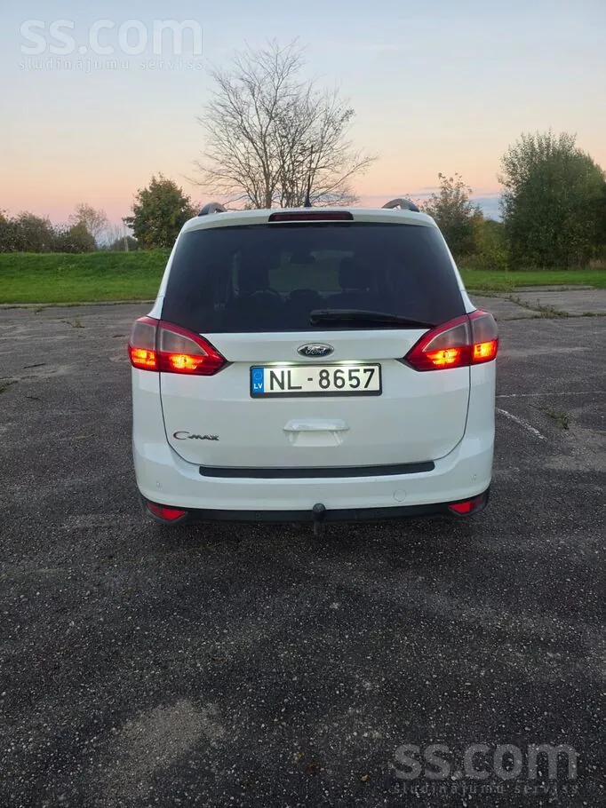 Ford Grand C-Max 2013 photo 4