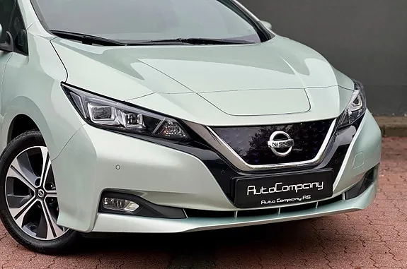 Nissan Leaf 2018 photo 2