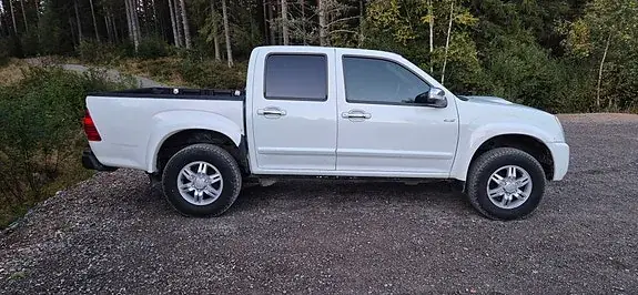 Isuzu D-Max 2010 photo 5