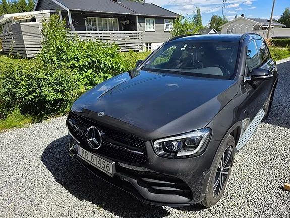 Mercedes-Benz Glc300 De 2021 photo 2