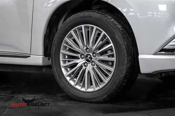Mitsubishi Outlander 2020 photo 3